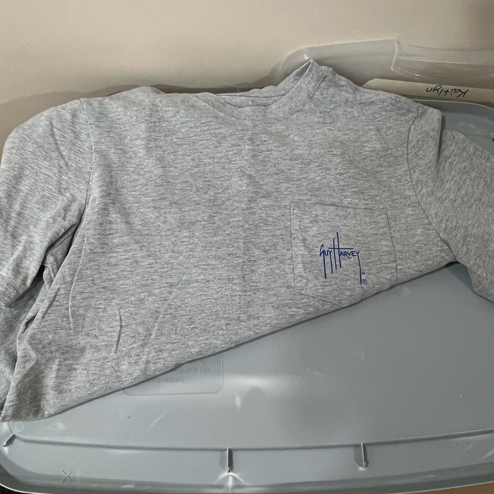 Men’s shirt